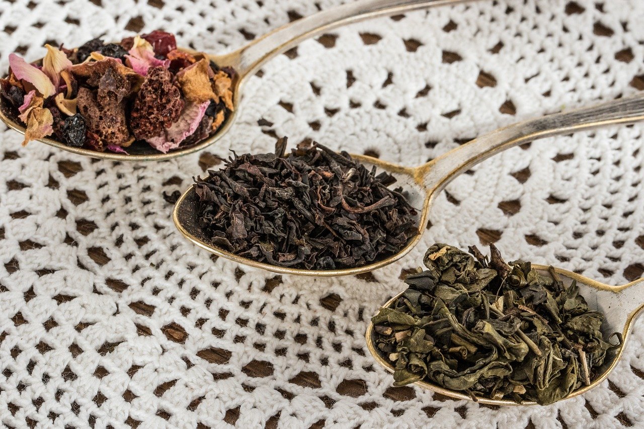 leaf tea, black tea, green tea-1797125.jpg